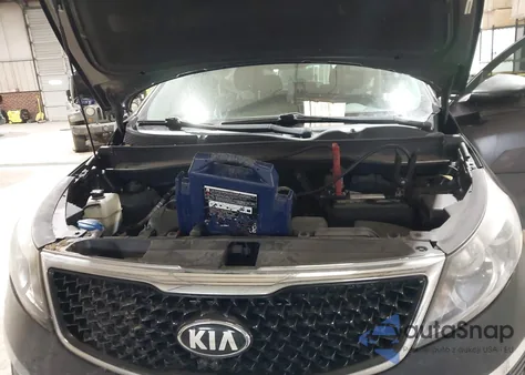 2015 Kia Sportage Lx z USA, uszkodzony, nr VIN KNDPB3AC7F7737957